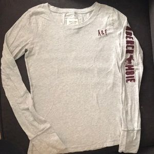 Abercrombie & Fitch Long Sleeve Tee